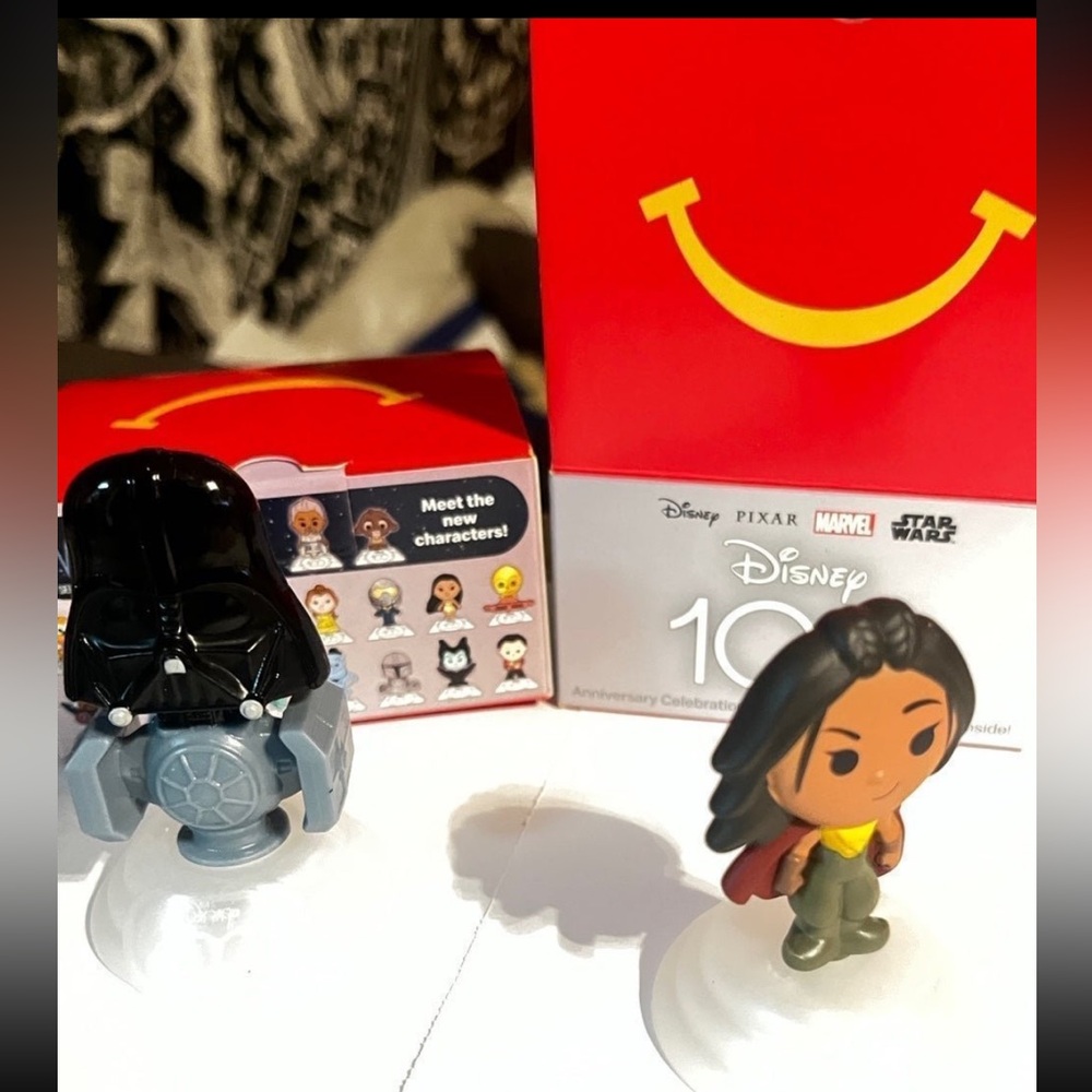 Disney 100 McDonald’s Toy Raya & Dark Vader - Picture 6 of 7